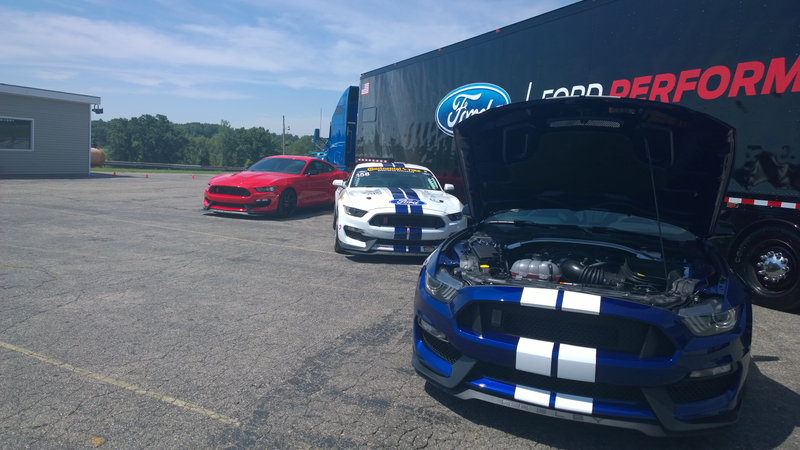Illustration for article titled I Just Spent A Day Riding In A Shelby GT350R Mustang And I Can't Even